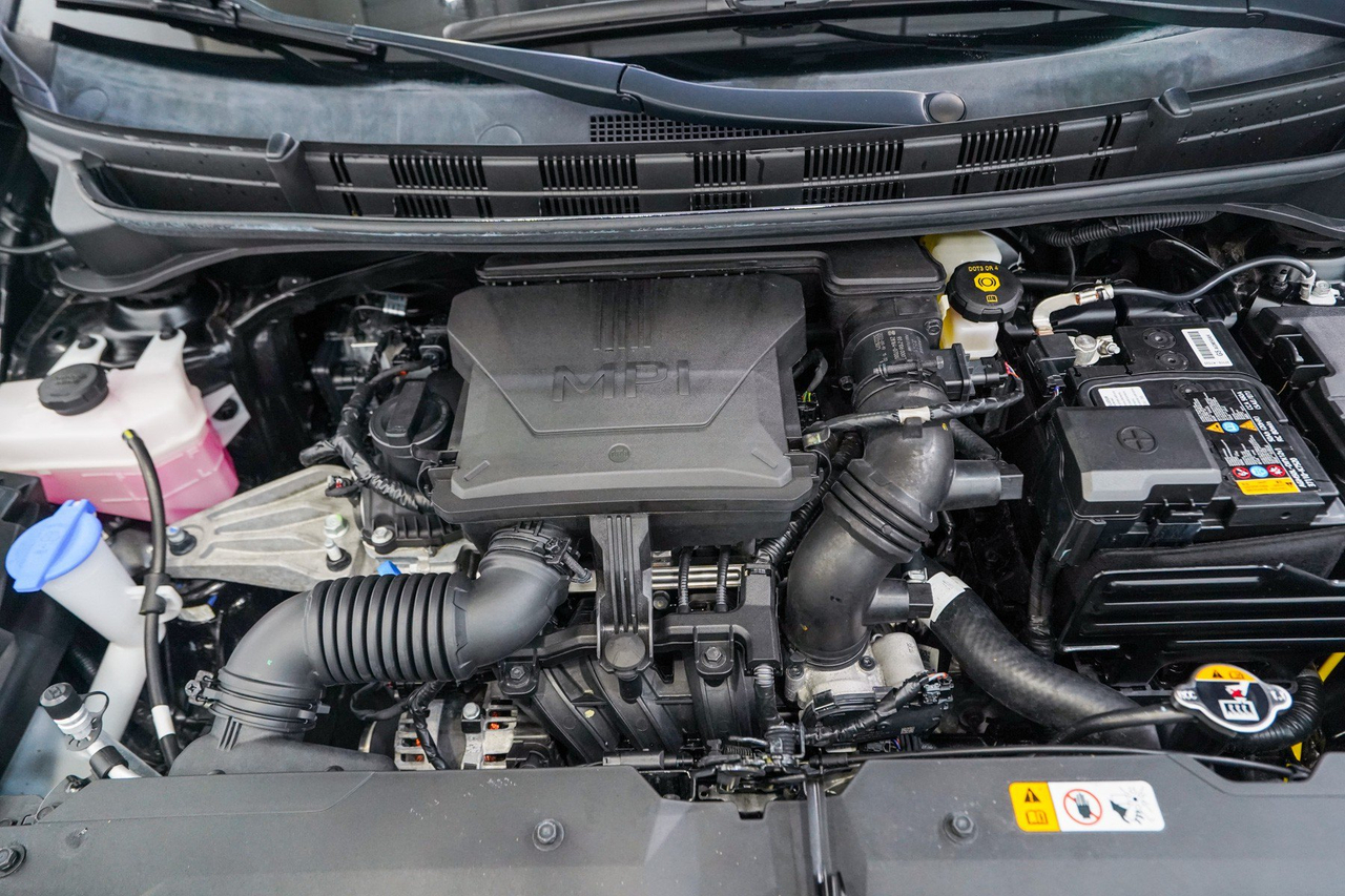 Hyundai i10 — photo 32