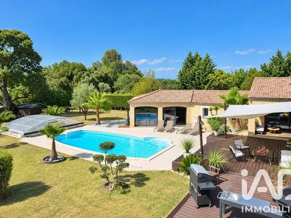 Maison 7 pièces 200 m²