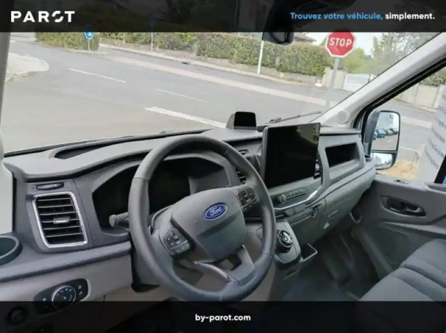 Ford Transit fourgon fg t310 l2h2 2.0 ecoblue 130ch bva8 trend — photo 3