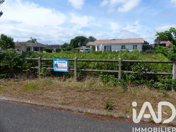 Terrain 670 m²