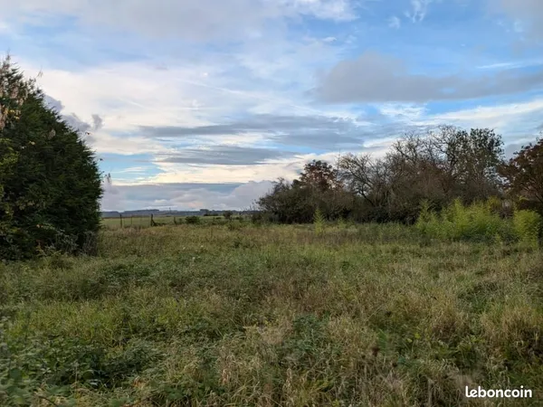 Terrain 4 512 m² Barbey