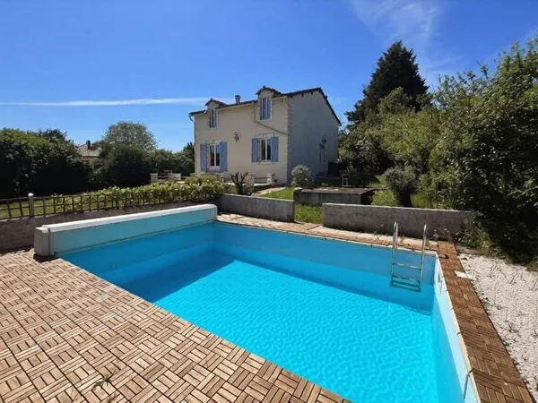 Maison 7 pièces 135 m²