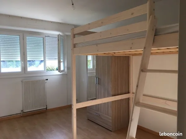 A louer, 1 chambre dans un appartement 86m² meublé, au 1ère étage avec ascenseur