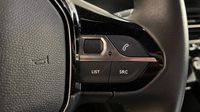Peugeot 2008 1.2 100ch S&S Allure — photo 15