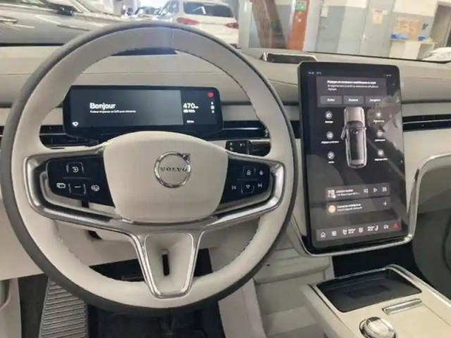 Volvo Ex90 twin performance 517ch ultra 7 places — photo 13