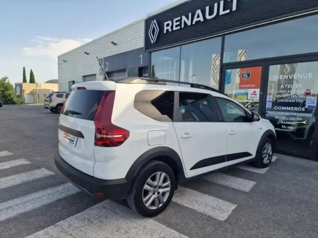 Dacia Jogger 5 places expression tce 110 — photo 20