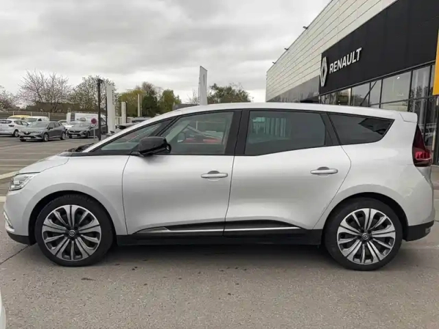 Renault Scenic grand  tce 140 fap edc - 21 — photo 26