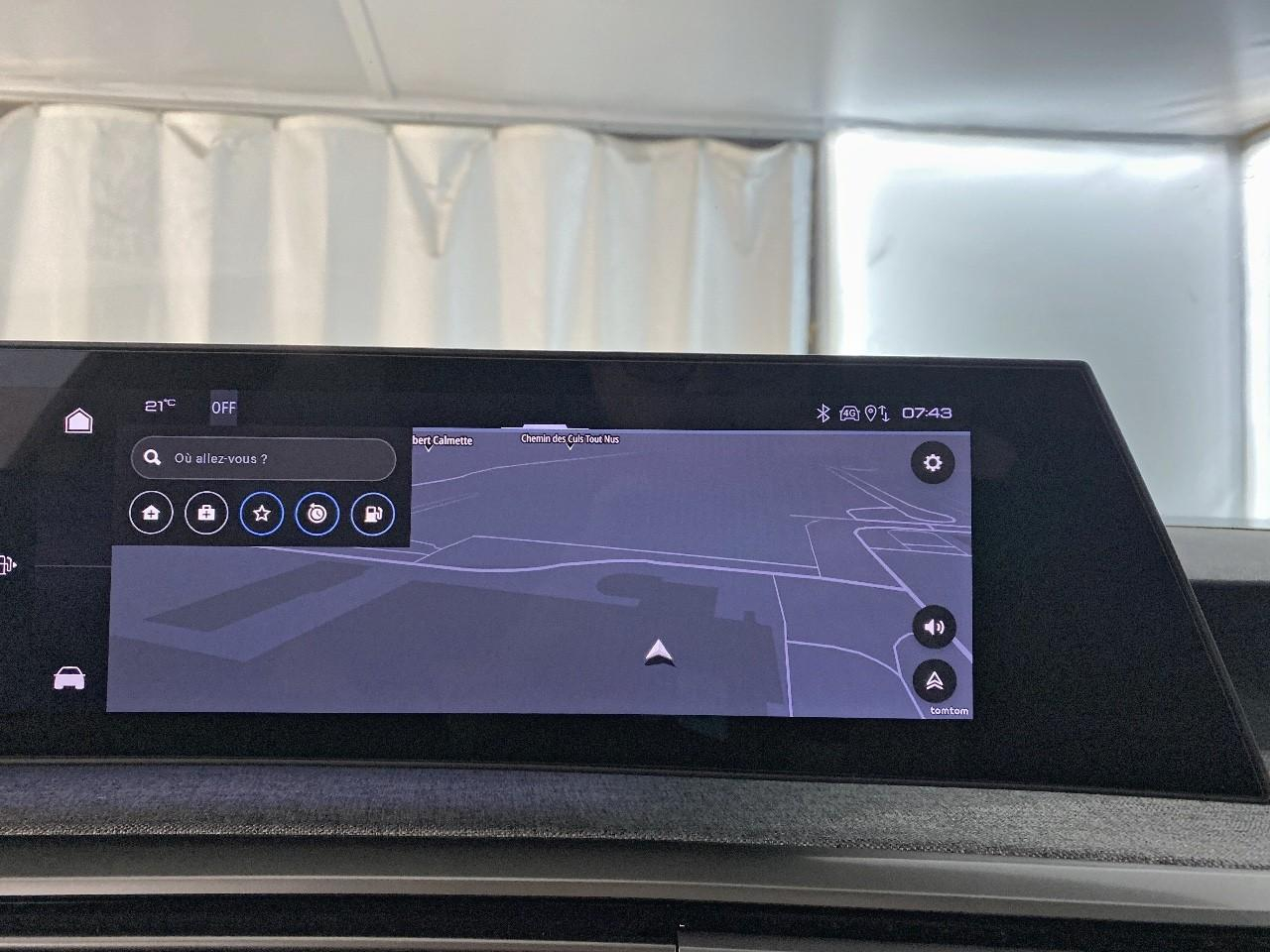 Peugeot 5008 hybrid 145 ch e-dcs6 allure — photo 14