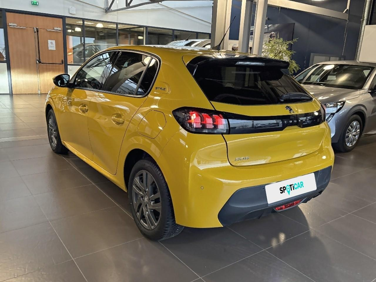 Peugeot 208 puretech 75 s&s bvm5 style — photo 7