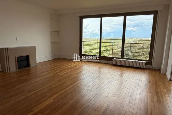 Appartement 5 pièces 178 m²