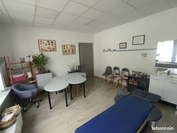 Piece de consultation/bureau à louer-profession libérale