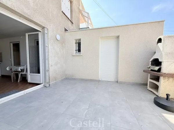 Appartement avec terrasse et piscine privative