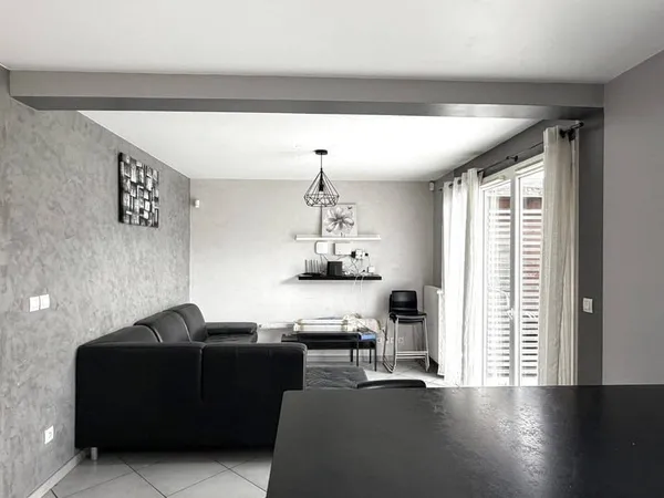 Maison 6 pièces 104 m²