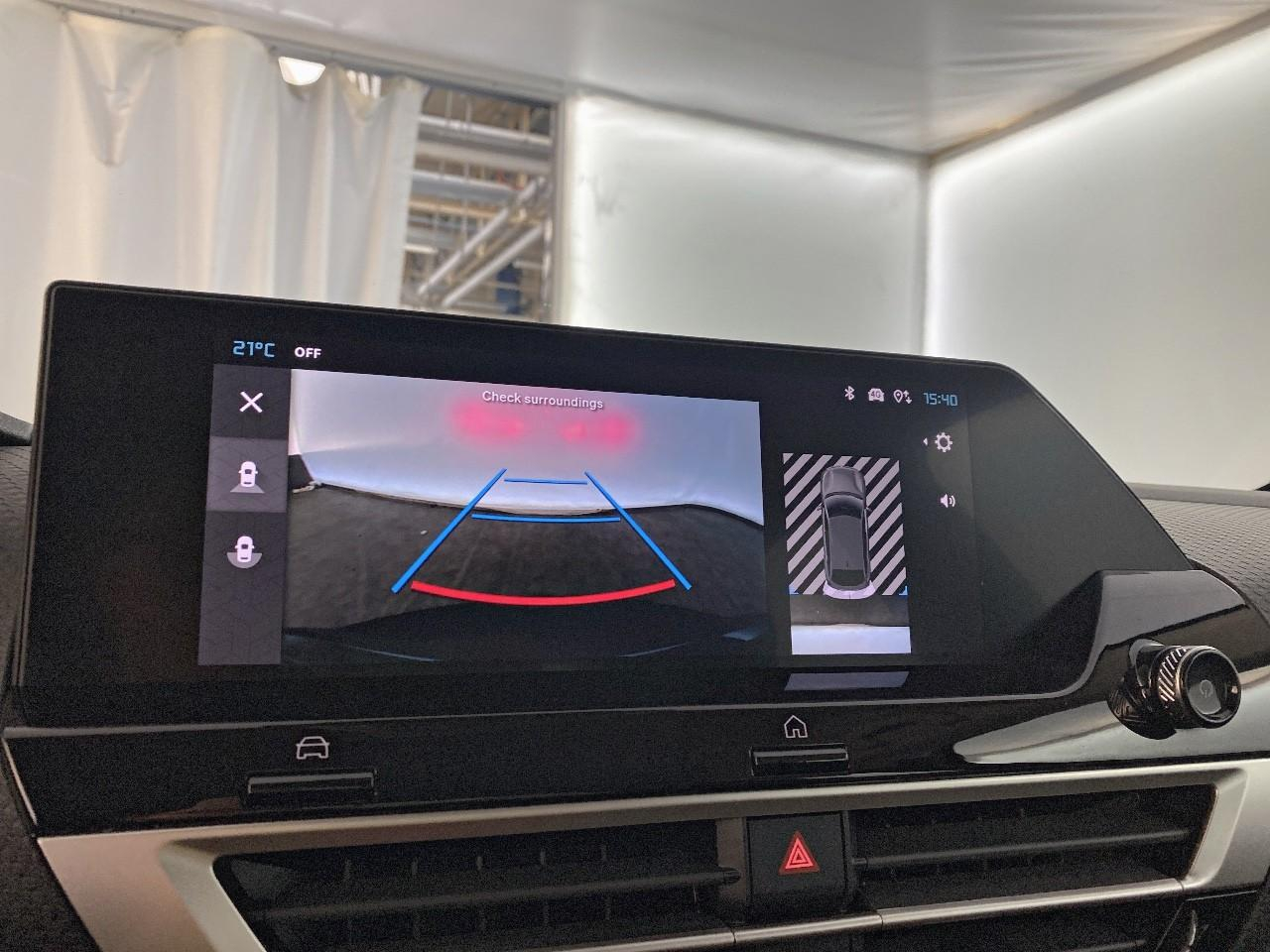 Citroën C4 hybride 145 ch e-dcs6 business — photo 17