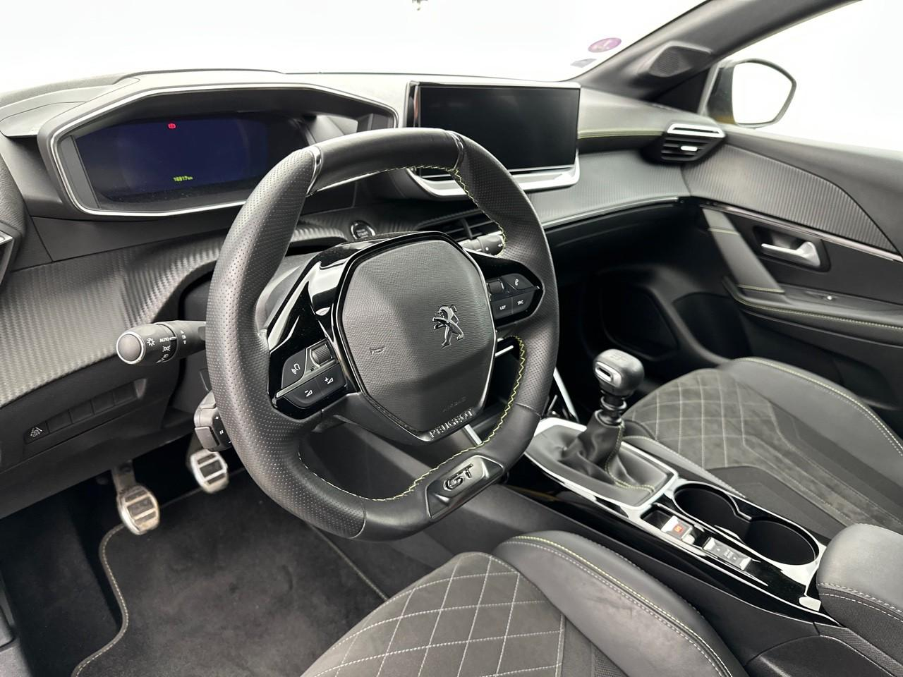 Peugeot 208 puretech 100 s&s bvm6 gt pack — photo 8