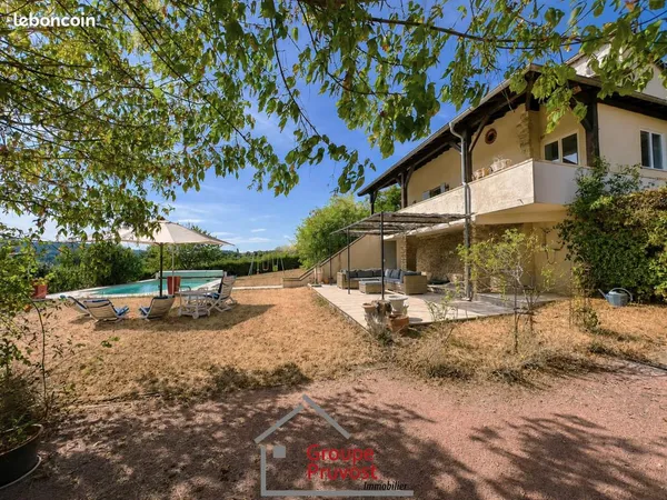 Maison 4 pièces 111 m²