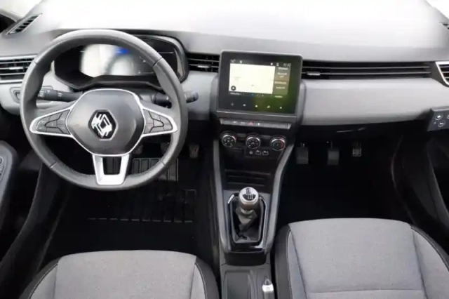 Renault Clio blue dci 100 ch gsr2 — photo 9