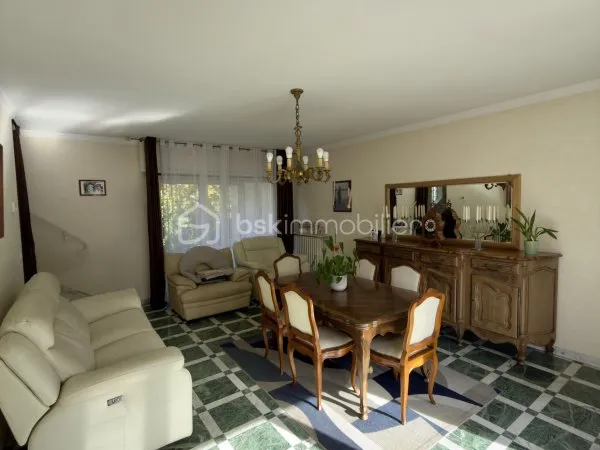 Maison 6 pièces 151 m²