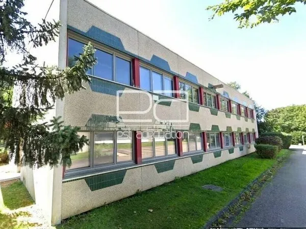 Bureaux 345 m²
