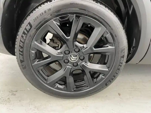 Citroën C5 Aircross hybride rechargeable 225 s&amp;s e-eat8 — photo 19