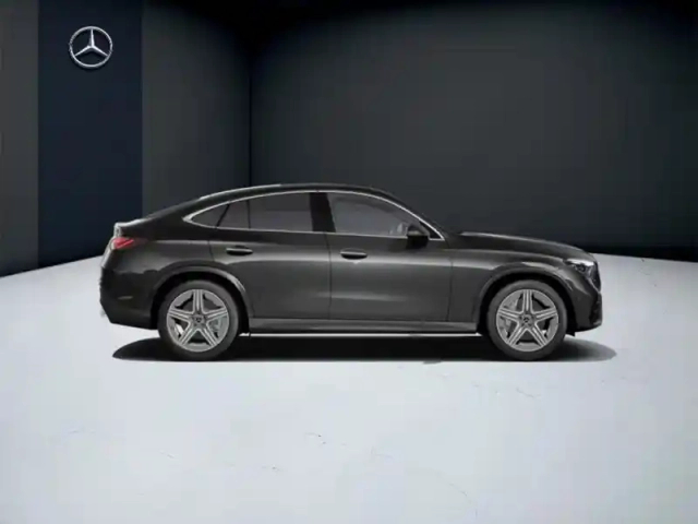 Mercedes Glc coupé 300 de 4matic amg li — photo 6