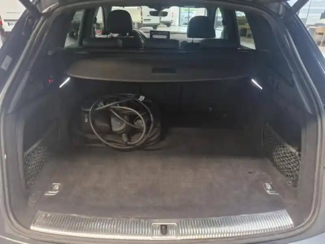 Audi Q5 55 tfsi e 367ch s line quattro s tronic 7 — photo 12