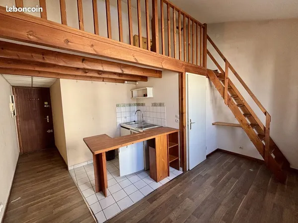 Studio 1 pièce 19 m²
