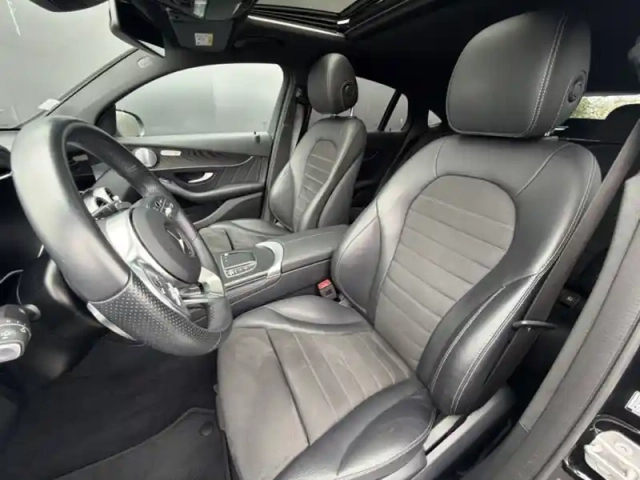 Mercedes Glc 300e 4matic amg line — photo 9