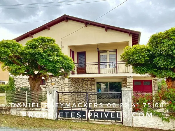 Maison Montpon Menesterol 6 pièce(s) 90 m2