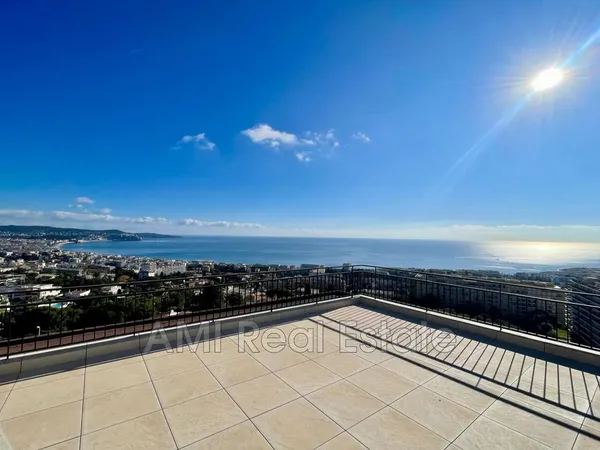 Appartement 6 pièces 204 m²
