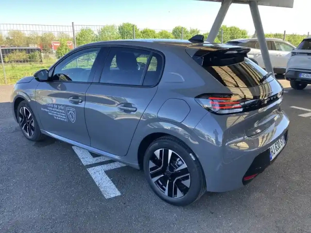 Peugeot 208 100 s&amp;s bvm6