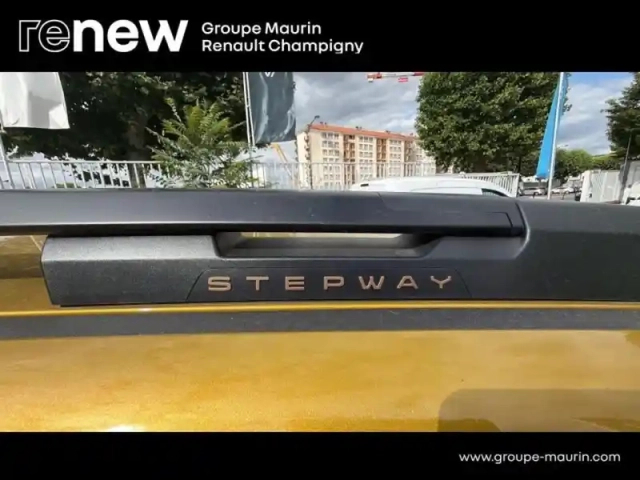 Dacia Sandero 1.0 tce 110ch stepway extreme -25 — photo 24