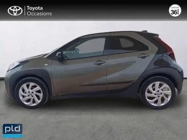 Toyota Aygo x 1.0 vvt-i 72ch design s-cvt — photo 3