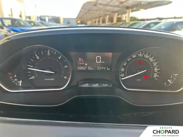Peugeot 208 affaire bluehdi 100 s&amp;s bvm5 — photo 17