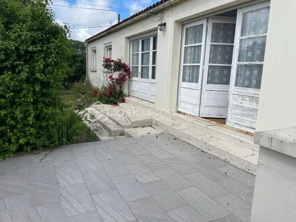 Maison de plain-pied 5 pièces 92 m²