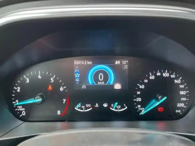 Ford Focus active 1.5 ecoboost 150ch — photo 10
