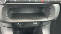 Citroen C3 1.5 BlueHDi 100ch S&S BVM 6 Feel Business R — photo 15