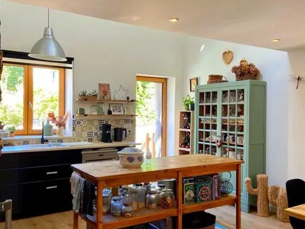 Maison 6 pièces 198 m²