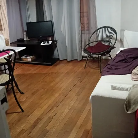 Pont de Charenton, loue chambre 12 M2 doù j'habite