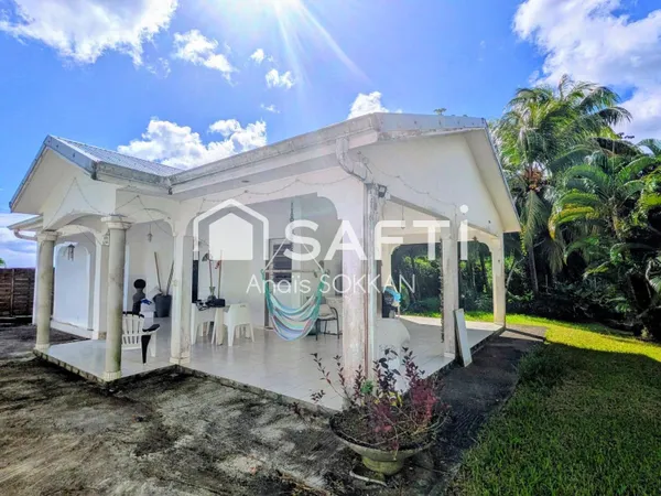 Villa T8 à Redoute Avec Revenus Locatifs
