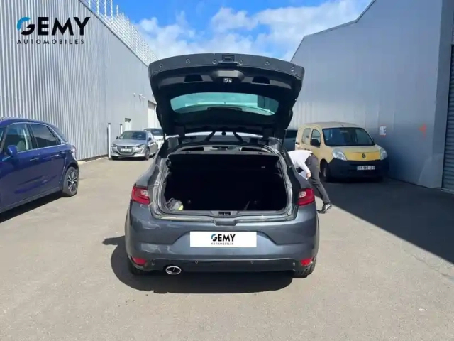 Renault Megane mégane iv berline dci 165 energy edc — photo 6
