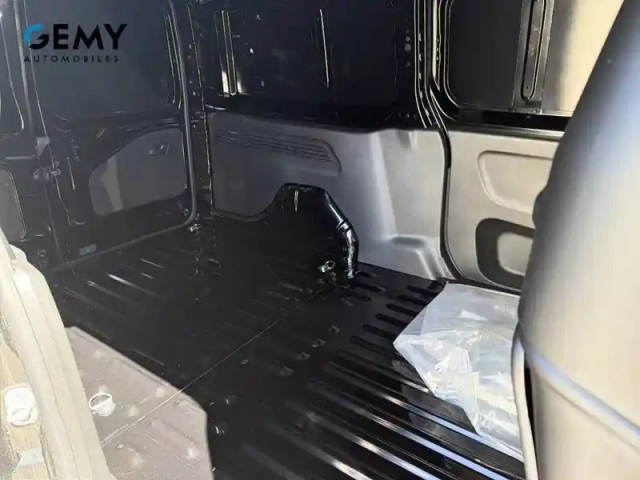 Citroën Berlingo van xl diesel 130 ch aut. — photo 10