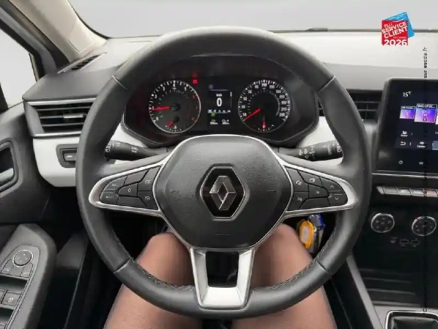 Renault Clio 1.0 tce 90ch evolution — photo 12