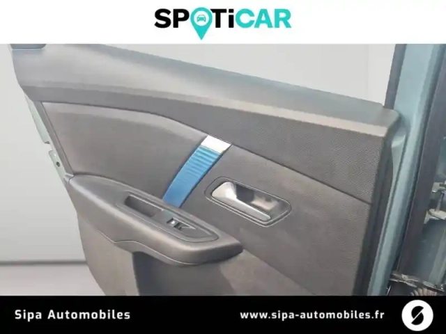 Citroën C4 e- 136 ch automatique — photo 14