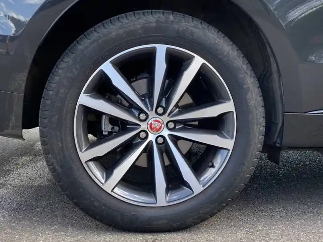 Jaguar F-Pace 2.0 - p400e phev awd bva8 — photo 9