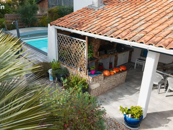 Propriété 14 pièces 308 m²