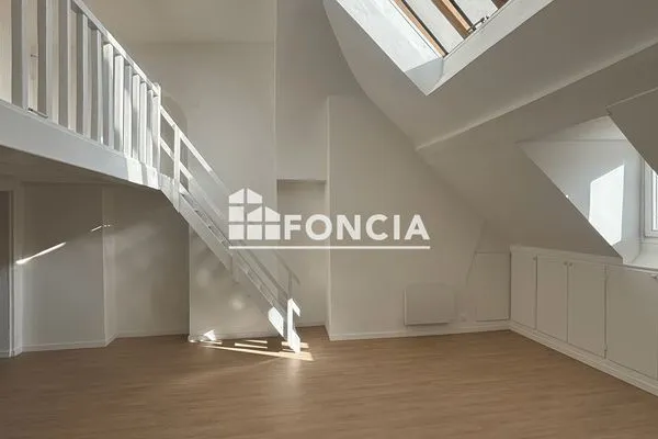Appartement 2 pièces 57 m²