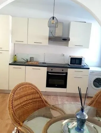 Studio 1 pièce 45 m²