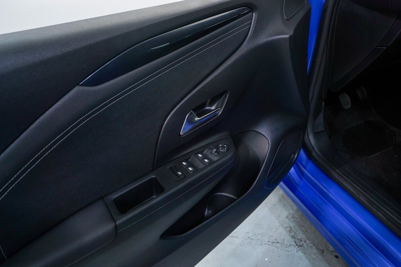 Opel Corsa — photo 16