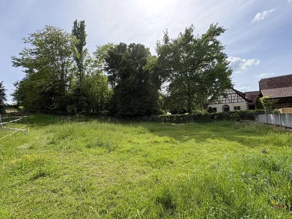 Terrain constructible en deuxième ligne